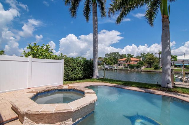 4927 W MELROSE AVENUE N, Tampa, FL 33629