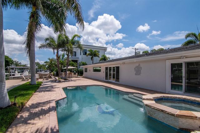 4927 W MELROSE AVENUE N, Tampa, FL 33629