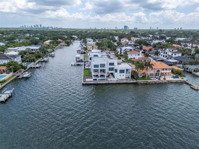 4927 W MELROSE AVENUE N, Tampa, FL 33629