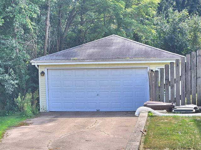 5137 160th Street, Oak Forest, IL 60452