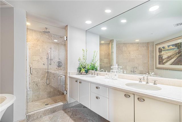 333 Las Olas Way 2608, Fort Lauderdale, FL 33301