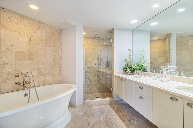 333 Las Olas Way 2608, Fort Lauderdale, FL 33301