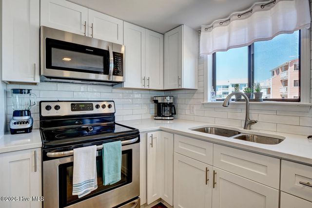 1609 Carolina Beach Avenue N 2g, Carolina Beach, NC 28428