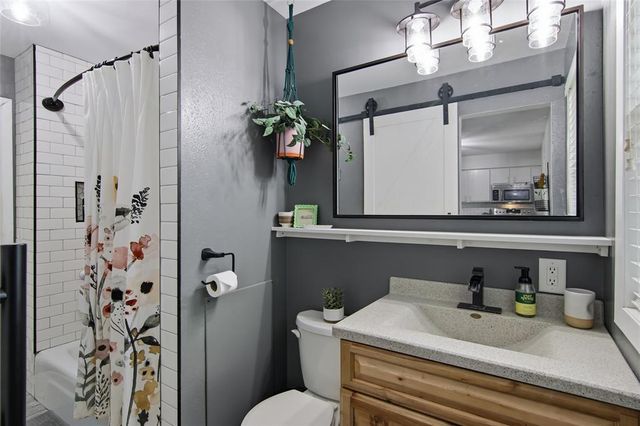2519 Bartlett Avenue, Altoona, WI 54720