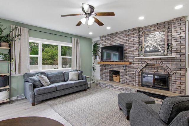 2519 Bartlett Avenue, Altoona, WI 54720