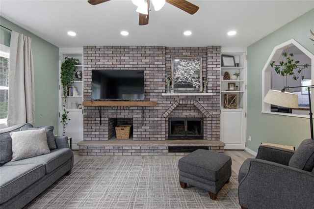 2519 Bartlett Avenue, Altoona, WI 54720