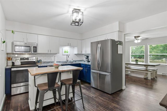 2519 Bartlett Avenue, Altoona, WI 54720