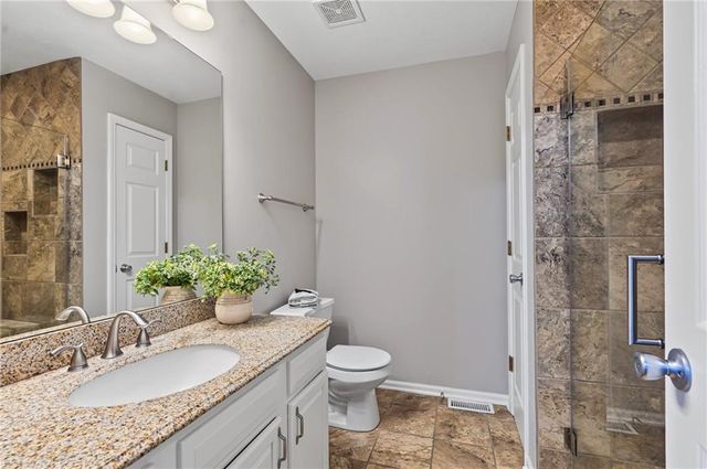 1418 Redwood Drive, Eudora, KS 66025
