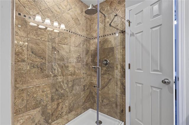 1418 Redwood Drive, Eudora, KS 66025