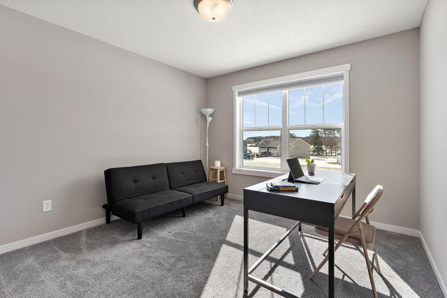 1739 200th Lane NW, Oak Grove, MN 55011