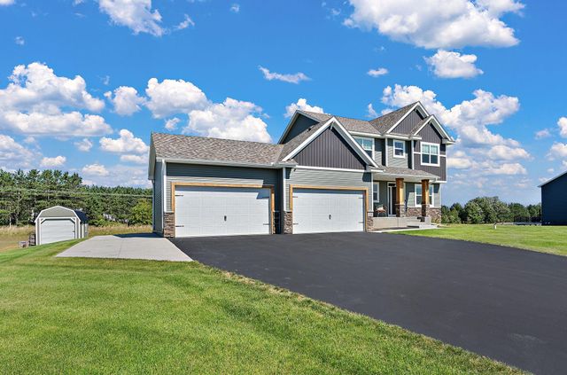 1739 200th Lane NW, Oak Grove, MN 55011