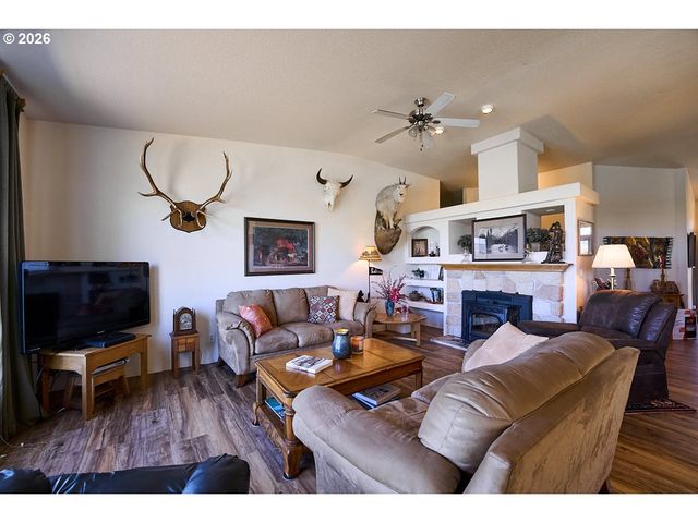 67079 Lostine River, Lostine, OR 97857