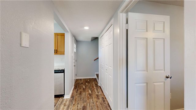 1325 Airline Drive, College Station, TX 77845