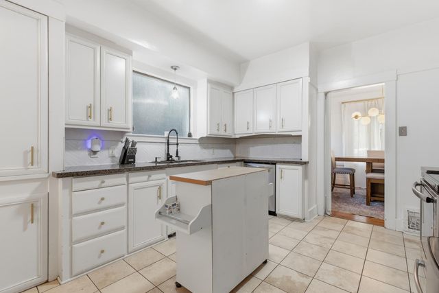415 Sycamore Ave, Modesto, CA 95354