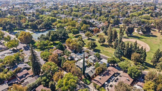 415 Sycamore Ave, Modesto, CA 95354