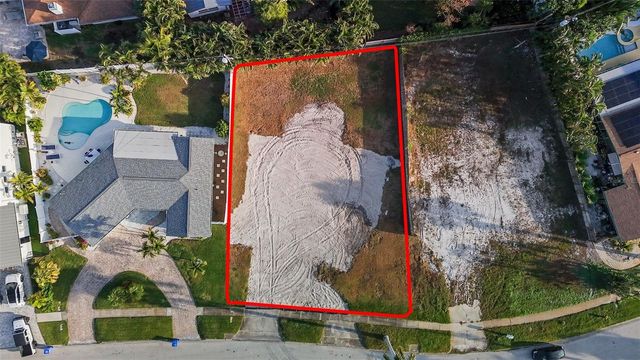 1235 CORDOVA BOULEVARD NE, St Petersburg, FL 33704