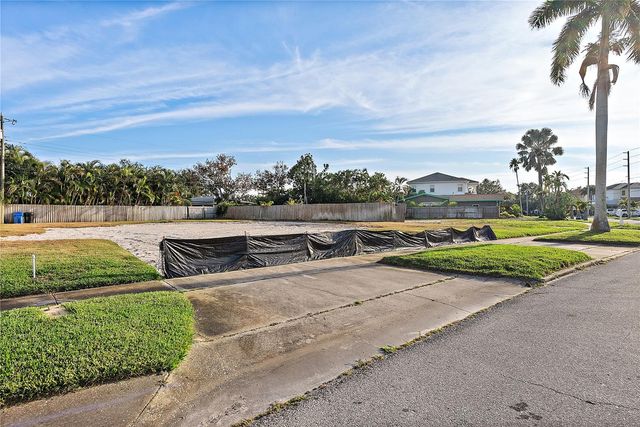 1235 CORDOVA BOULEVARD NE, St Petersburg, FL 33704