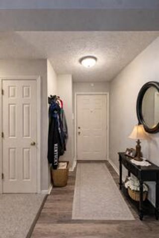 10 Meadow Lane, 2, Highland Heights, KY 41076