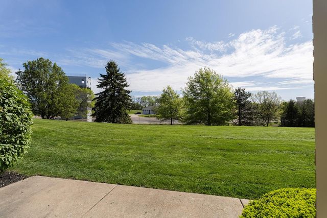 10 Meadow Lane, 2, Highland Heights, KY 41076