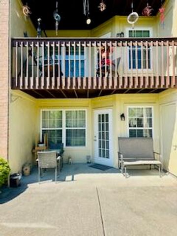 10 Meadow Lane, 2, Highland Heights, KY 41076