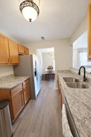 10 Meadow Lane, 2, Highland Heights, KY 41076