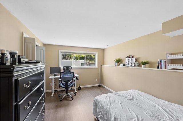 3 Bradley Court, Smithtown, NY 11787