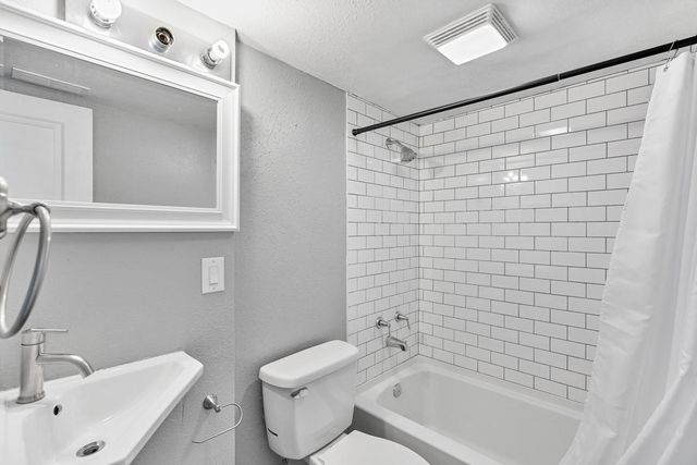 802 E Baldwin Ave, Spokane, WA 99207
