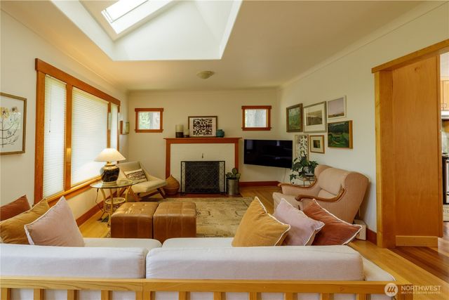 902 Frederick Street SE, Olympia, WA 98501
