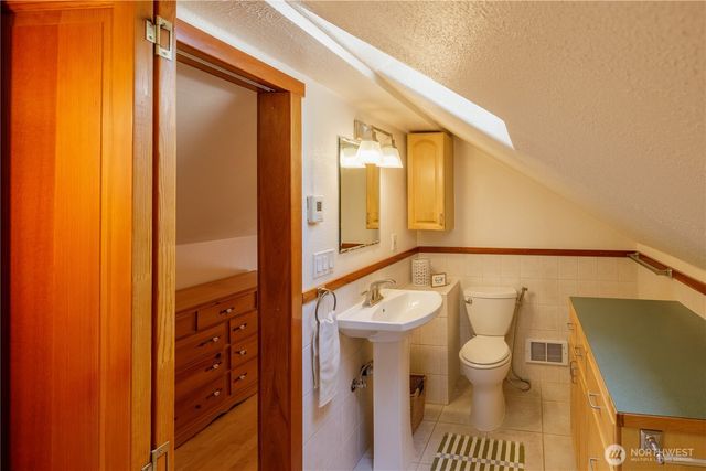902 Frederick Street SE, Olympia, WA 98501