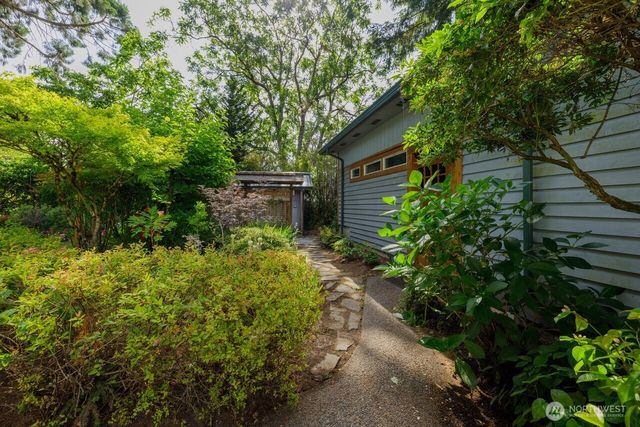 902 Frederick Street SE, Olympia, WA 98501