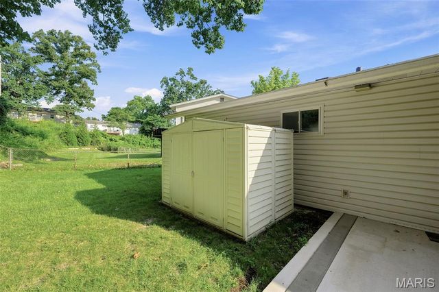4136 Pasco Drive, St Louis, MO 63129
