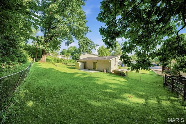 4136 Pasco Drive, St Louis, MO 63129