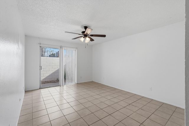 517 Palomas Drive SE, Albuquerque, NM 87108