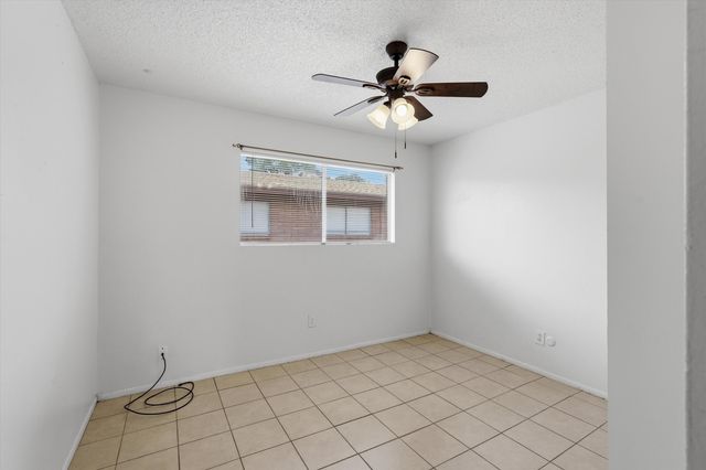517 Palomas Drive SE, Albuquerque, NM 87108