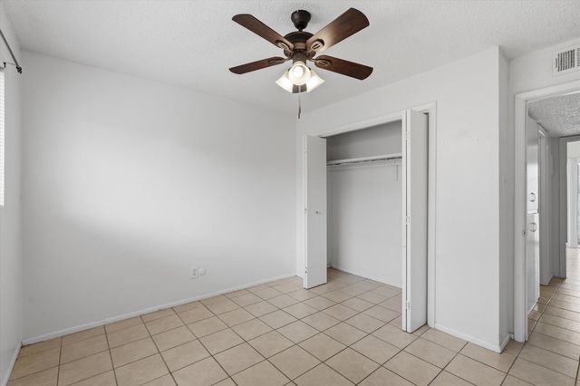 517 Palomas Drive SE, Albuquerque, NM 87108