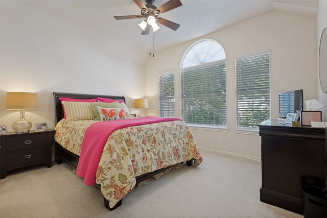 5817 Louisville Drive, Frisco, TX 75035