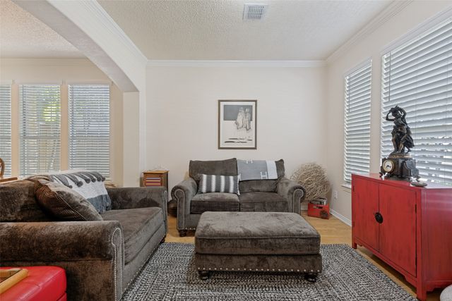 5817 Louisville Drive, Frisco, TX 75035