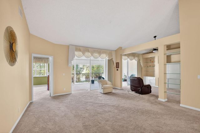 11683 Briarwood Circle 3, Boynton Beach, FL 33437
