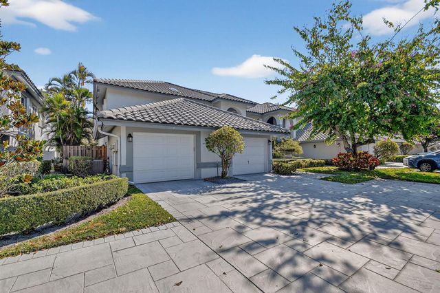 11683 Briarwood Circle 3, Boynton Beach, FL 33437