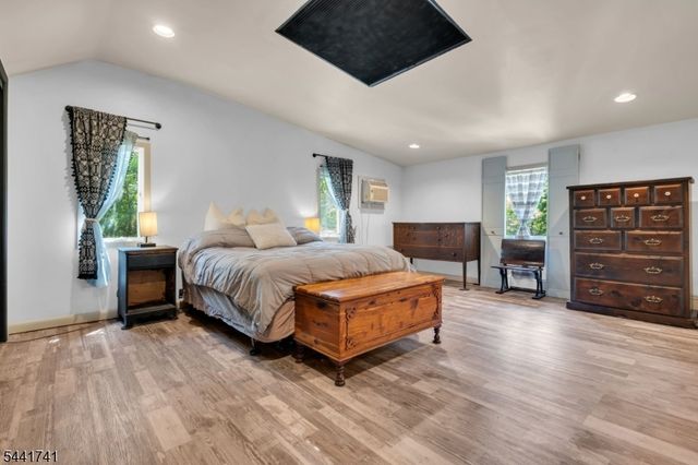 13 Allen St, Flemington Boro, NJ 08822