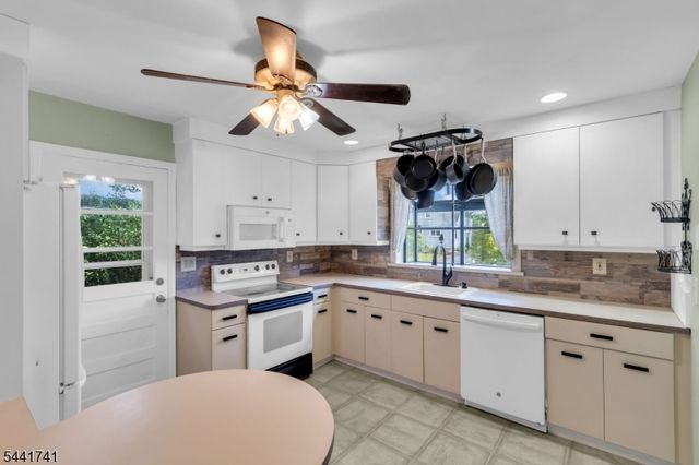 13 Allen St, Flemington Boro, NJ 08822