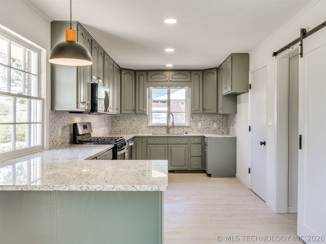 4628 S Urbana Avenue, Tulsa, OK 74135