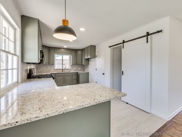 4628 S Urbana Avenue, Tulsa, OK 74135