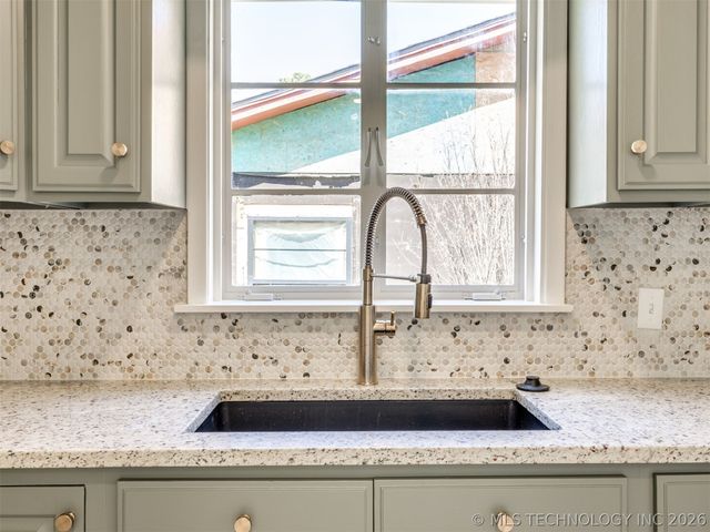 4628 S Urbana Avenue, Tulsa, OK 74135