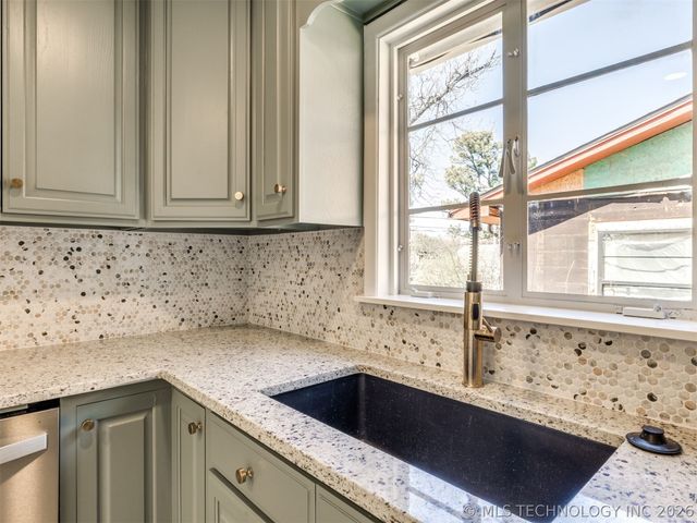 4628 S Urbana Avenue, Tulsa, OK 74135