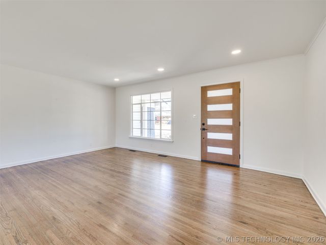 4628 S Urbana Avenue, Tulsa, OK 74135