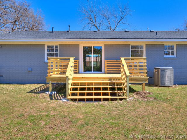 4628 S Urbana Avenue, Tulsa, OK 74135