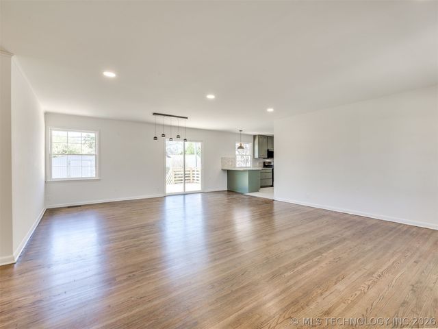 4628 S Urbana Avenue, Tulsa, OK 74135