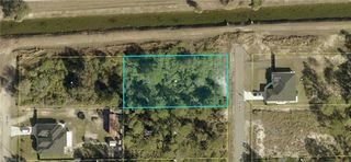 1519 Pine AVE, Lehigh Acres, FL 33972