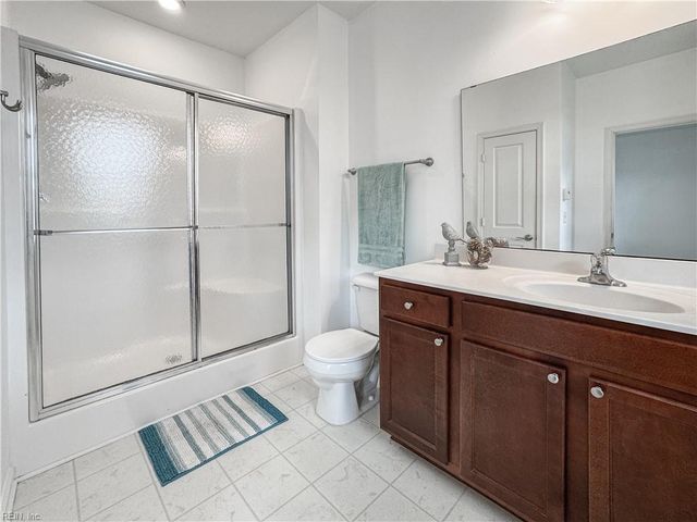 4309 Hillingdon Bnd Apt 303, Chesapeake, VA 23321